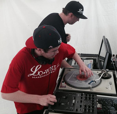 Defrock and DJ Miles DJ-ing